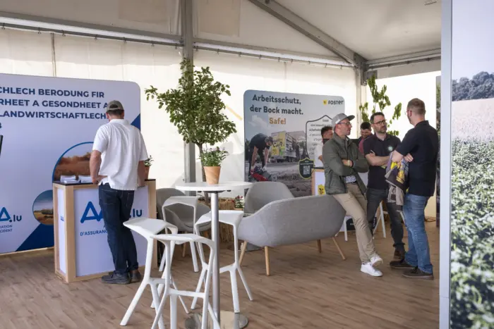 Exhibition stand