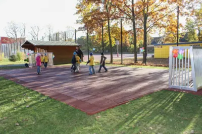 Outdoor flooring