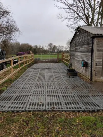 TM Stable – Industrial floor