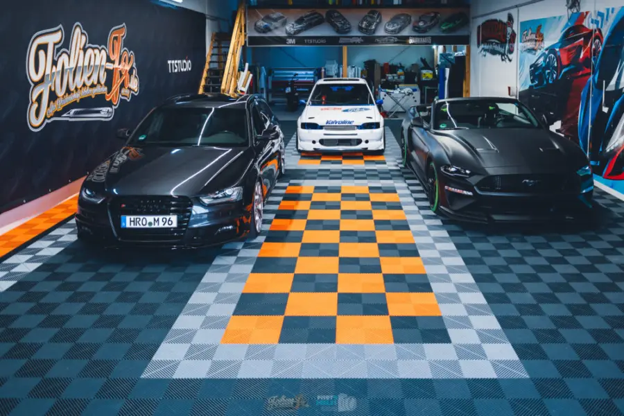 Racing plates