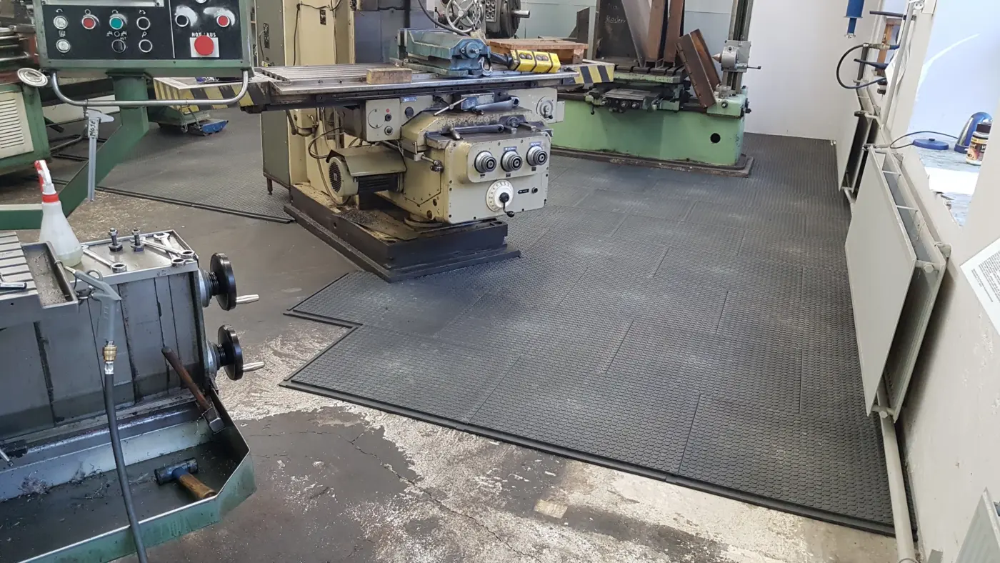 TM Interior Double-Sided – Industrial floor