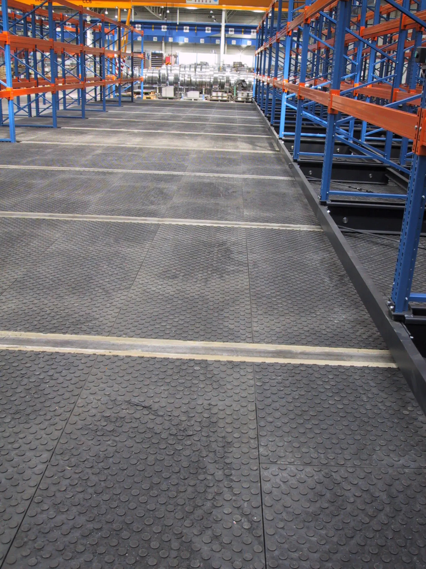 TM Interior Double-Sided – Industrial floor