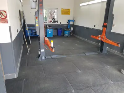 TM Interior – Industrial floor
