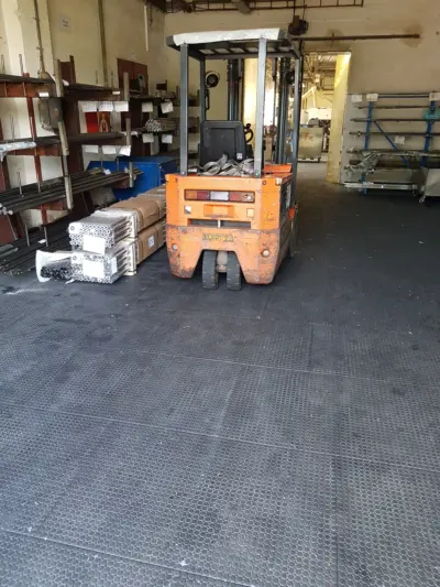 TM Interior – Industrial floor