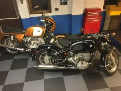 Garage + workshop