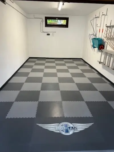 TM Mechanic Custom – Industrial floor