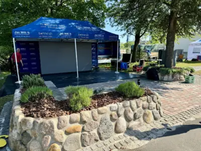 Exhibition stand