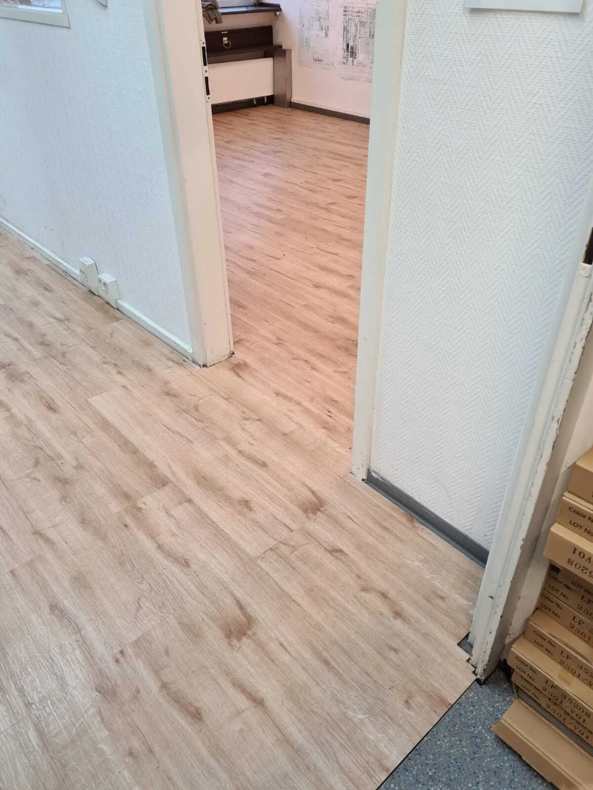 TM Contract Planke – Industrial floor