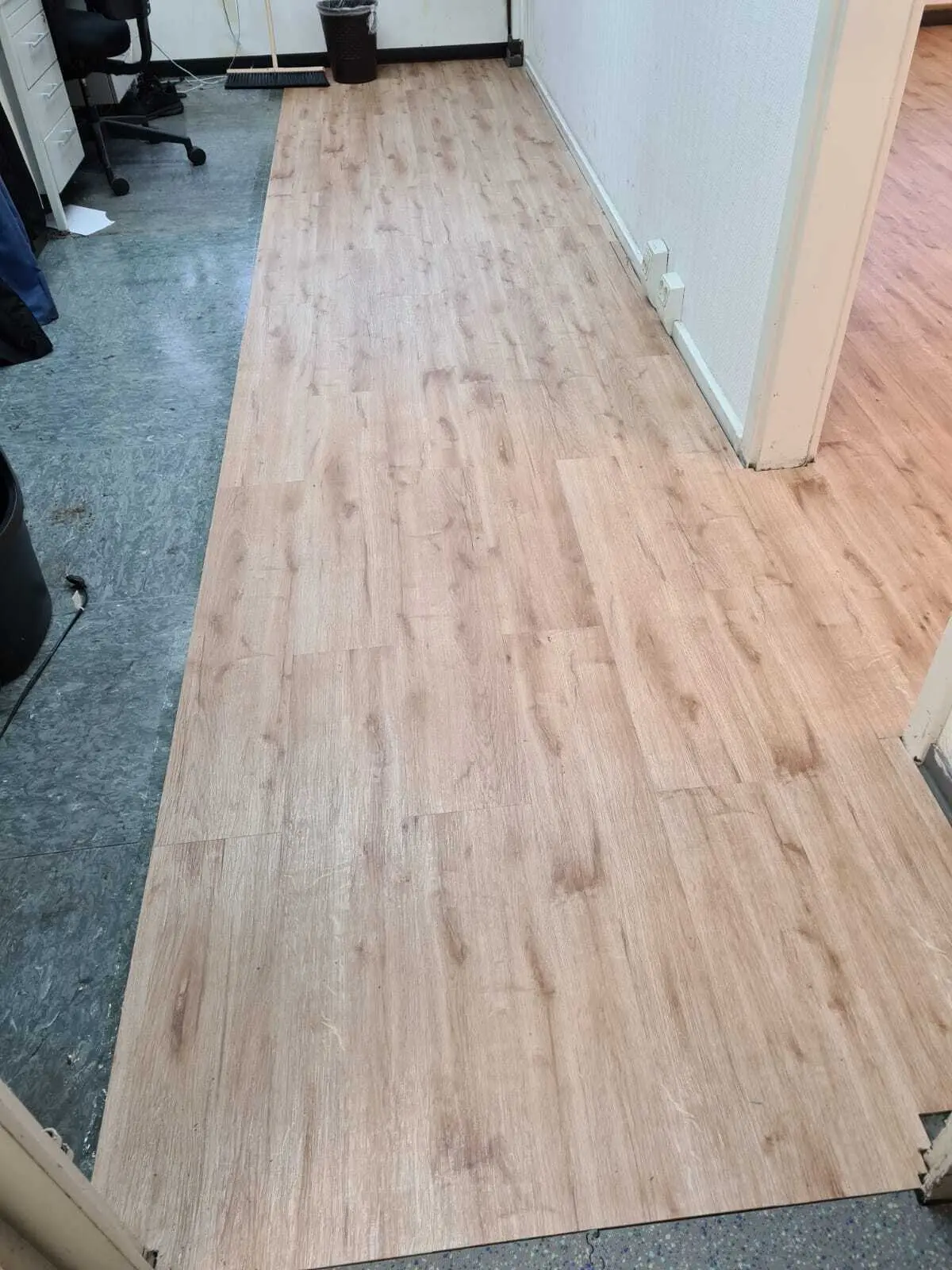 TM Contract Planke – Industrial floor
