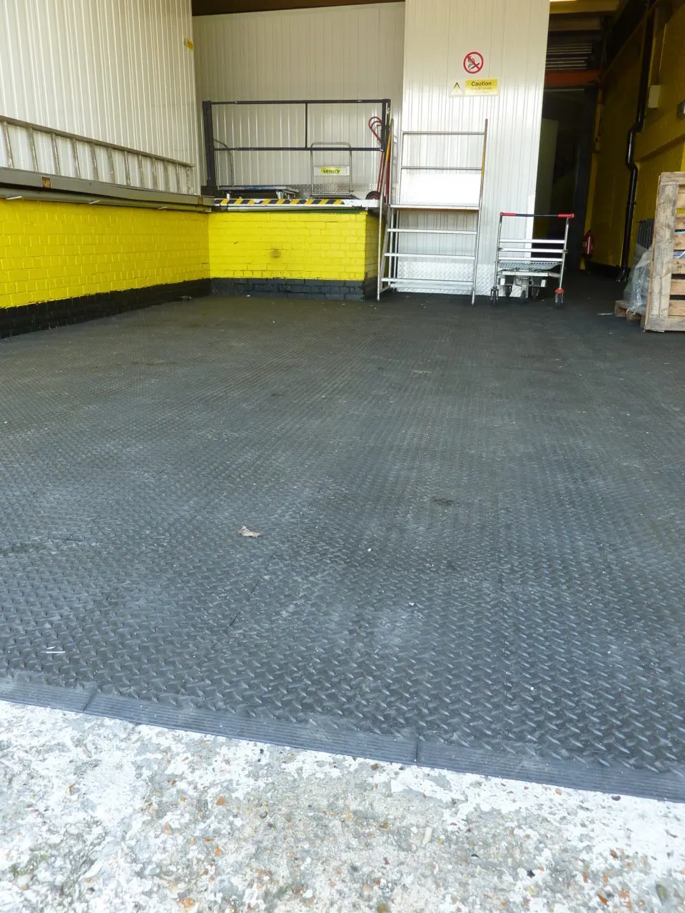 TM Ultragrip – Industrial floor