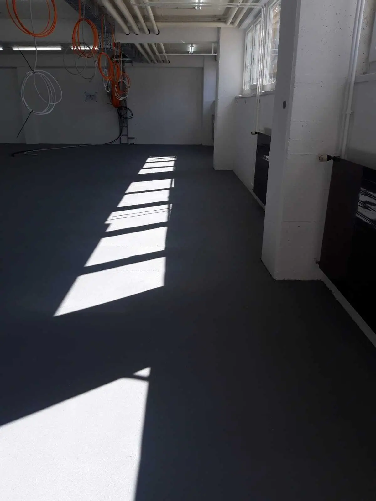 TM XL ESD – Industrial floor