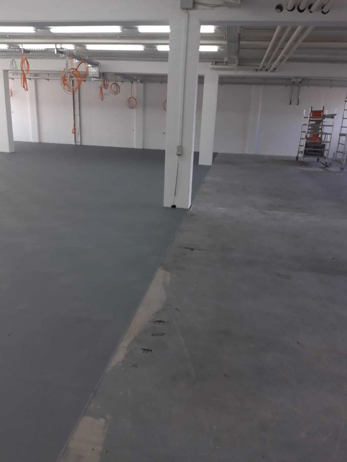 TM XL ESD – Industrial floor