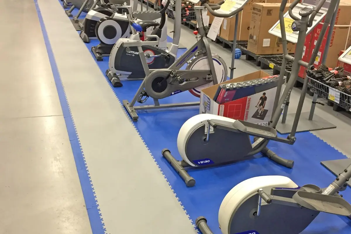TM Commerce – Industrial floor