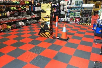 TM Commerce – Industrial floor