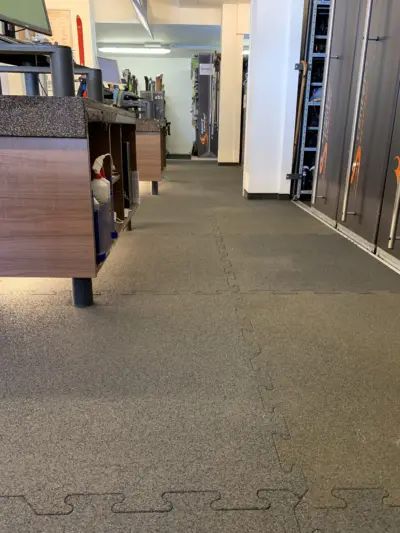 Ski shop