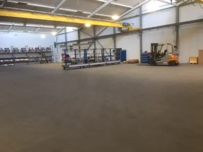 Industrial floor