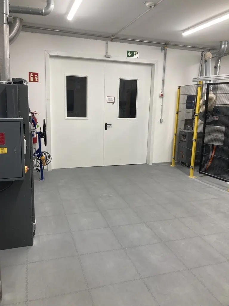 Industrial floor